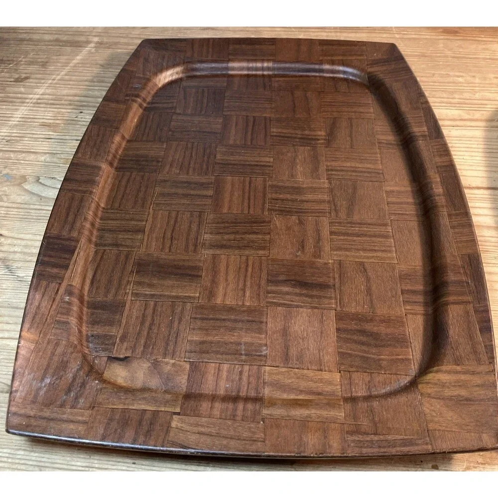 VTG Hand Woven Weavewood Steak Sizzler Aluminum Insert Walnut Serving Tray USA